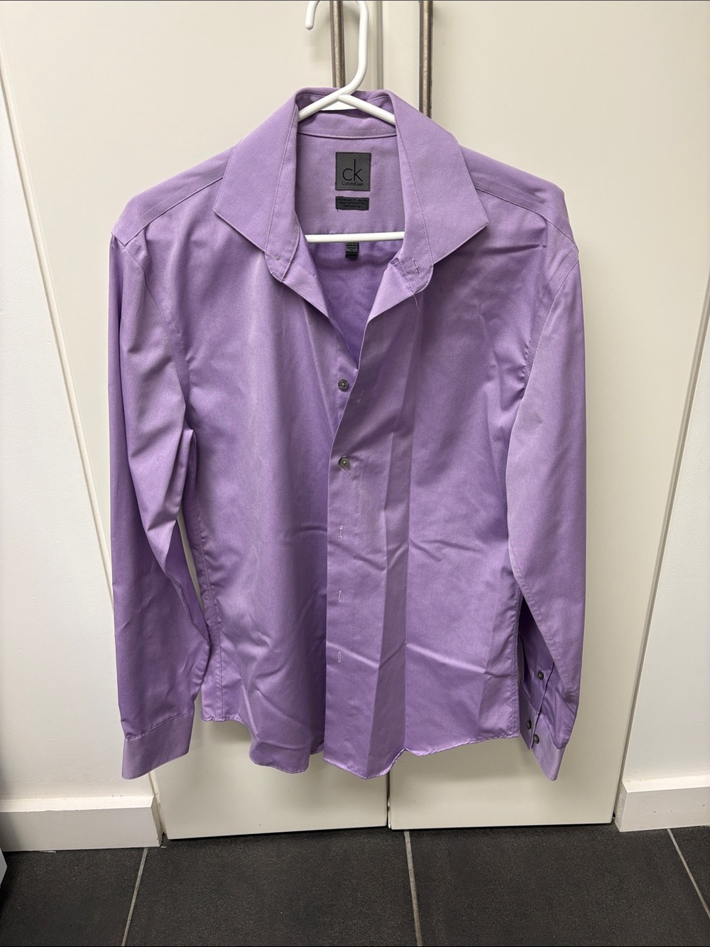 Calvin Klein Men's Purple Dress Shirt - Long Sleeve